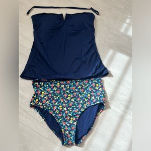 Two piece Lands End swimsuit size 10